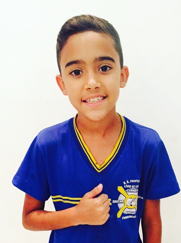 Yan Brígido de Britto Vieira é aluno da Escola Estadual Lívio de Castro, em Ubá. Foto: Arquivo Pessoal 